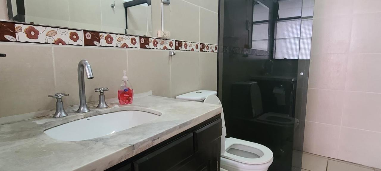 Hostal Backpackers Travelero Hotel Санта Крус де ла Сиера Екстериор снимка